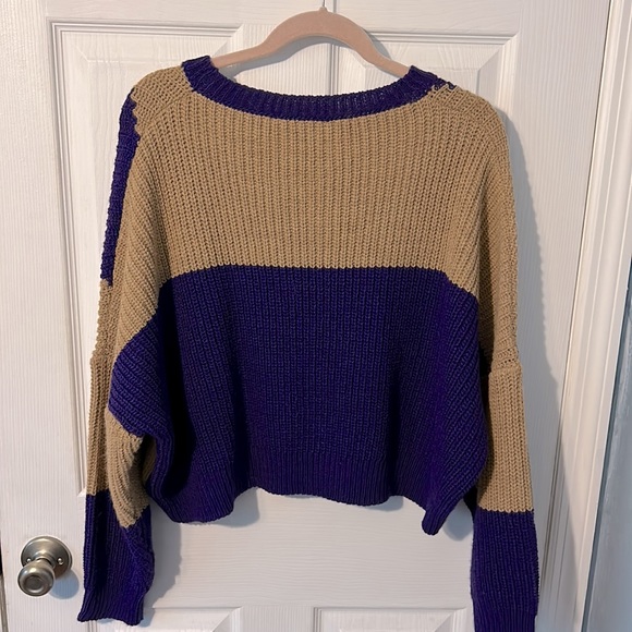 Beautifully well made biancoghiaccio sweater, Purple and Camel color size M - Picture 4 of 5